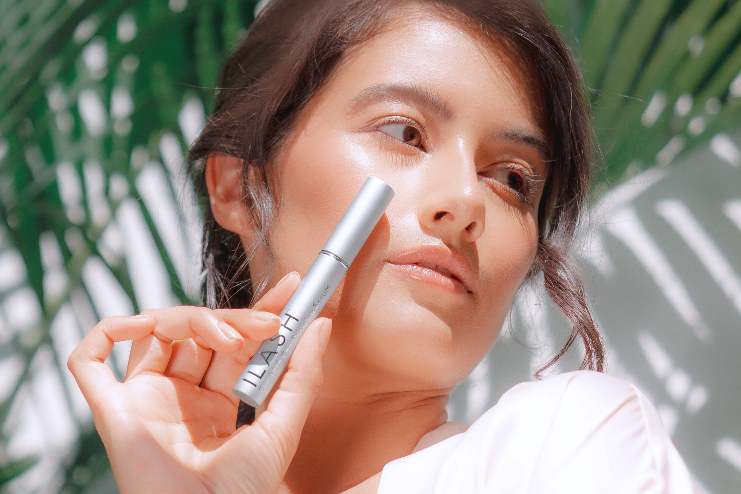 How To Apply Lash Serum For Maximum Results